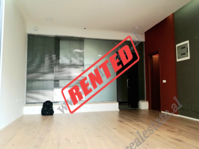 Office space for rent in Milto Tutulani street, in Tirana.
The office it is positioned on the Office space for rent in Milto Tutulani street, in Tirana.
The office it is positioned on the